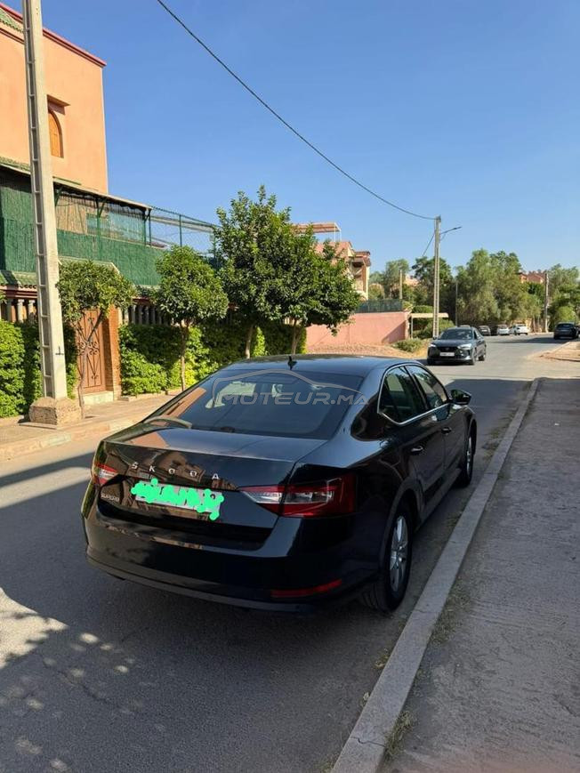 Skoda Superb Diesel Automatique 2023 à Marrakech