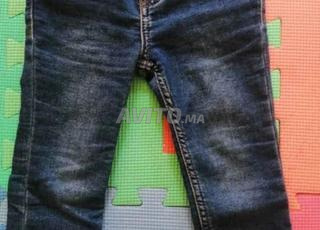 2 jeans enfant 2/3 ans Carters et B'gosh