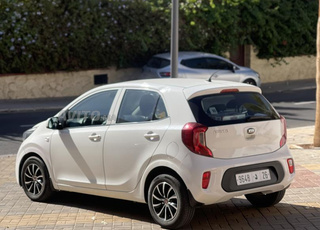 Kia Picanto Essence Automatique 2021 à Agadir
