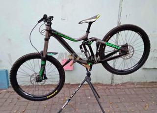 giant glory 2 downhill 2019