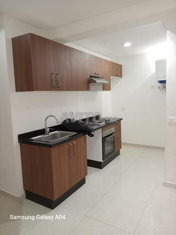 Belle appartement vide de 49 m2 à louer à Izdihar