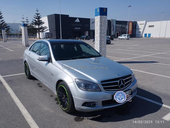 Mercedes-Benz 220 Diesel Manuelle 2009 à El Jadida
