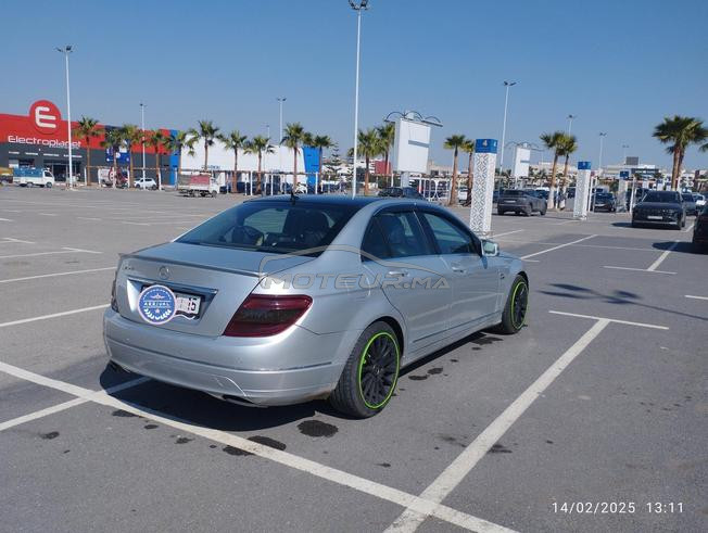 Mercedes-Benz 220 Diesel Manuelle 2009 à El Jadida