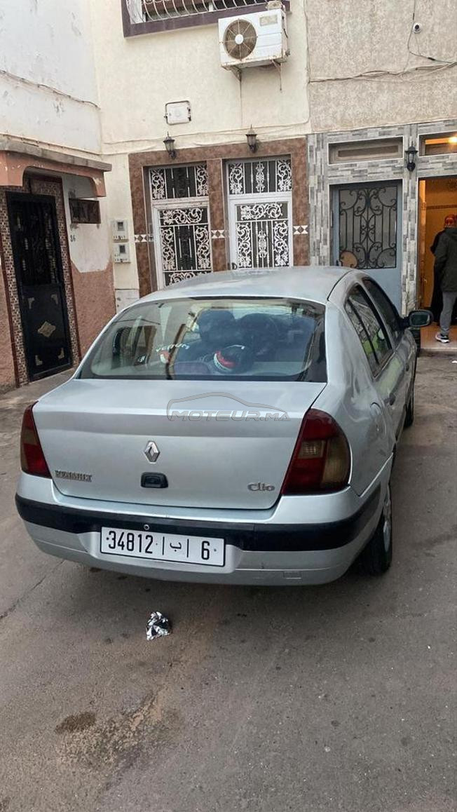 Renault Clio Essence Manuelle 2005 à Agadir