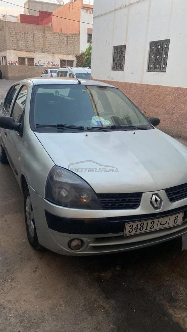 Renault Clio Essence Manuelle 2005 à Agadir