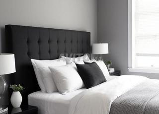 tête de lit capitonnée noire