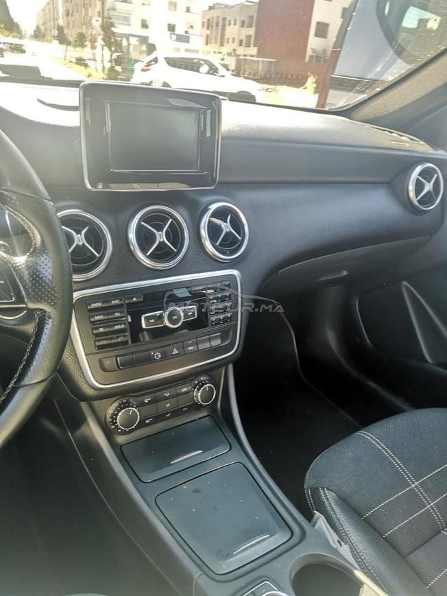 mercdes A180 encore neuf