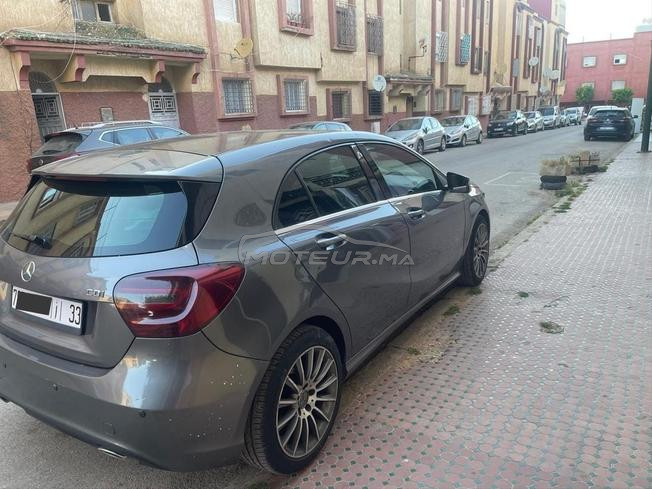 mercdes A180 encore neuf