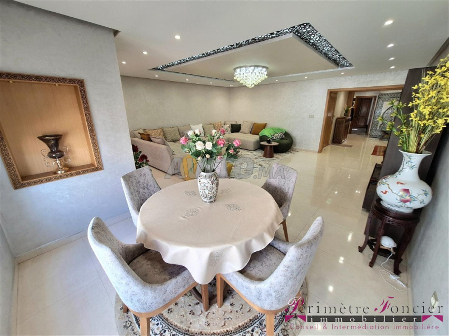 MAARIF PRES TWIN BEL APPARTEMENT A VENDRE 150 m²