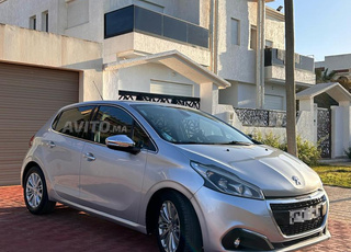 Peugeot 208 Allure Année 2018