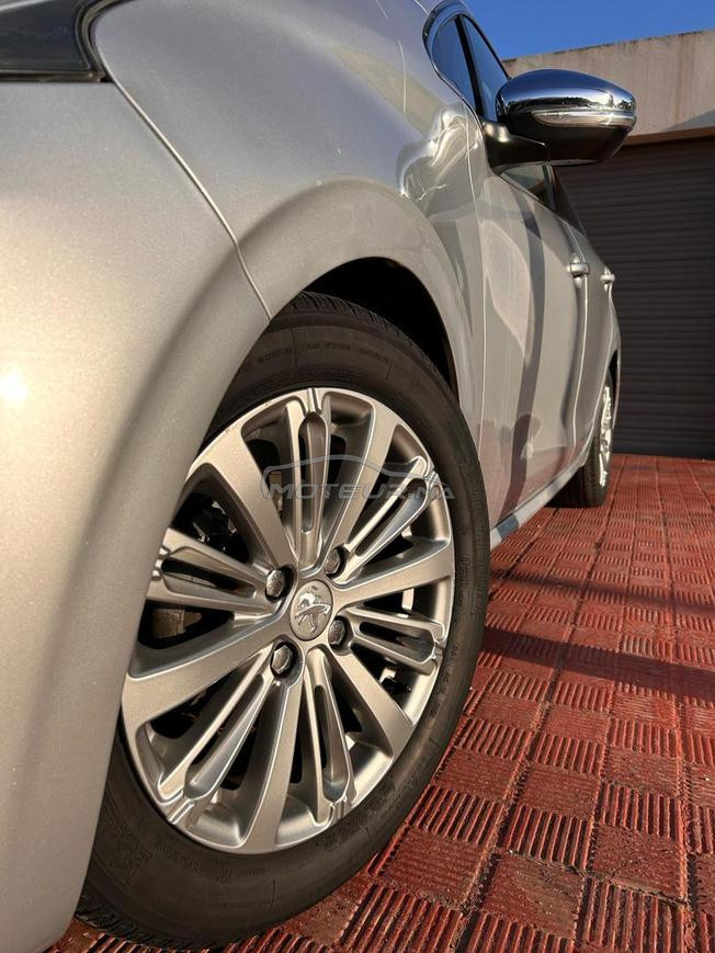Peugeot 208 Allure Année 2018