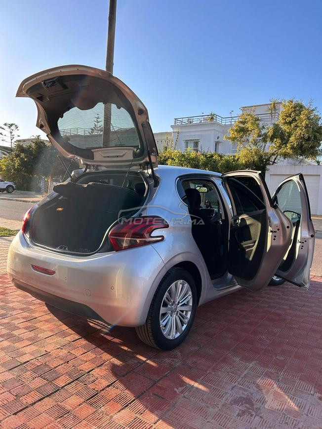 Peugeot 208 Allure Année 2018