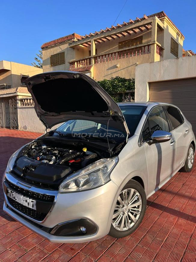 Peugeot 208 Allure Année 2018