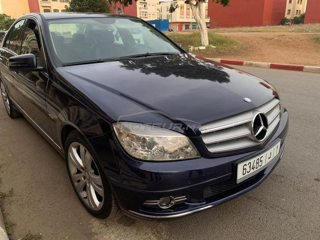Mercedes-Benz 220 Diesel Automatique 2009 à Rabat