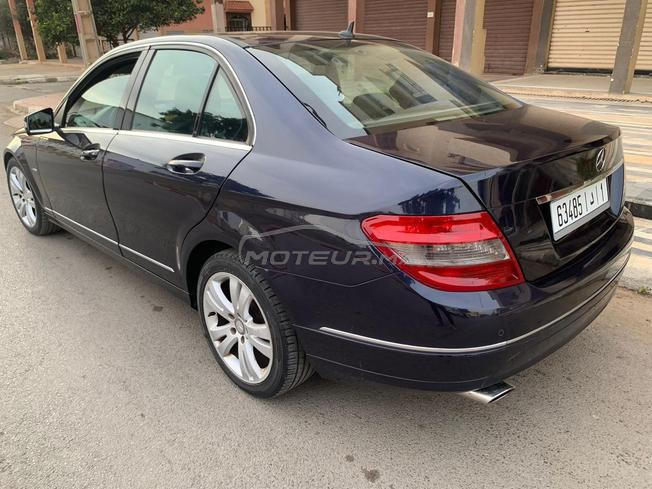 Mercedes-Benz 220 Diesel Automatique 2009 à Rabat