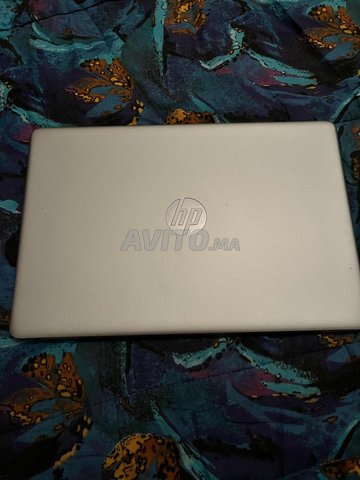 HP Laptop AMD Ryzen 5000 Series 5 à vendre 