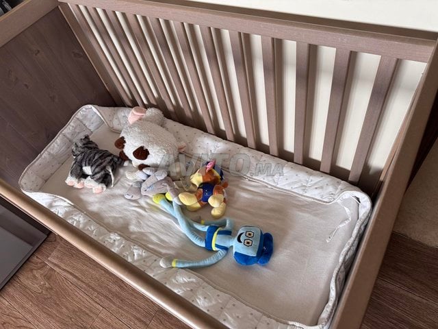 lit à barreaux Ikea avec matelas ‘CANDIDE’ 