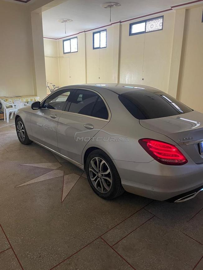 Mercedes-Benz 220
