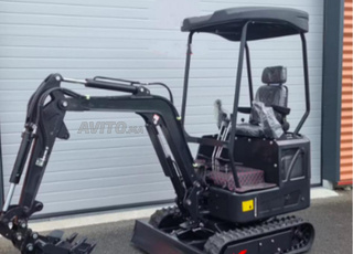 Mini-pelle P14 – 1450 kg NEUVE AVEC GARANTIE 1 AN