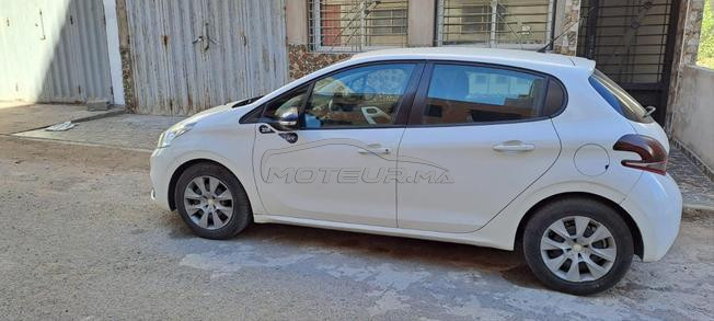 Peugeot 208 Diesel Manuelle 2018 à Settat