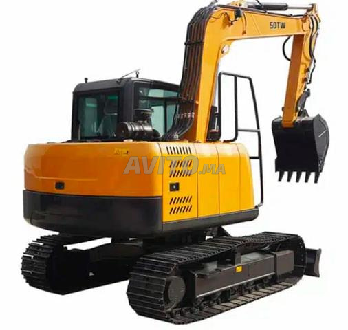 Mini-pelle PR80 – 8000 kg NEUVE