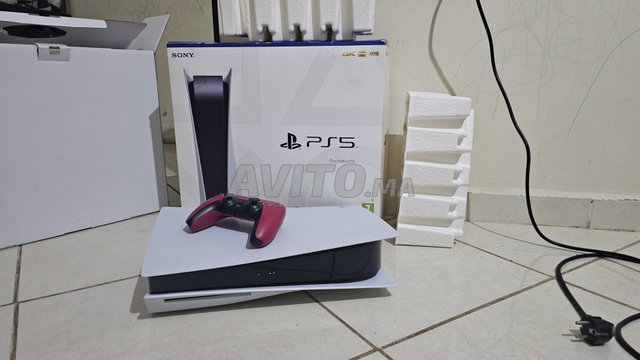 Ps5 très bon état Avec carton  