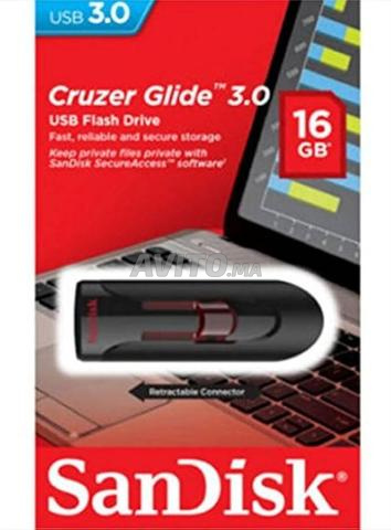 Clé USB 3.0 SanDisk Ultra 1 To - Transfert Rapide - Design Compact - Application SanDisk - Protection Par Mot De Passe - 10