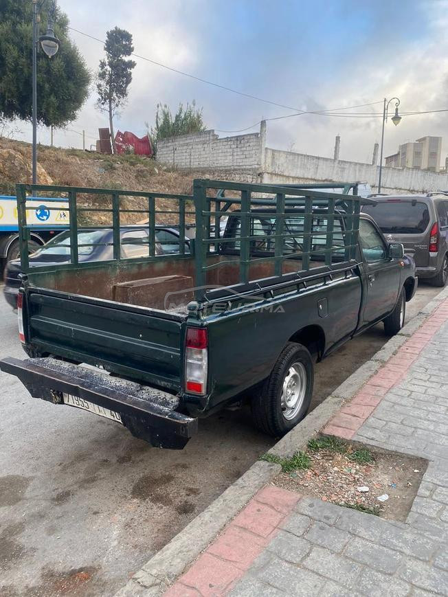 Nissan  pickup