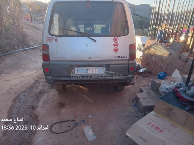 Mitsubishi L300