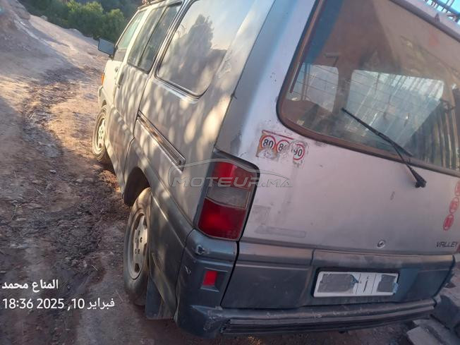 Mitsubishi L300