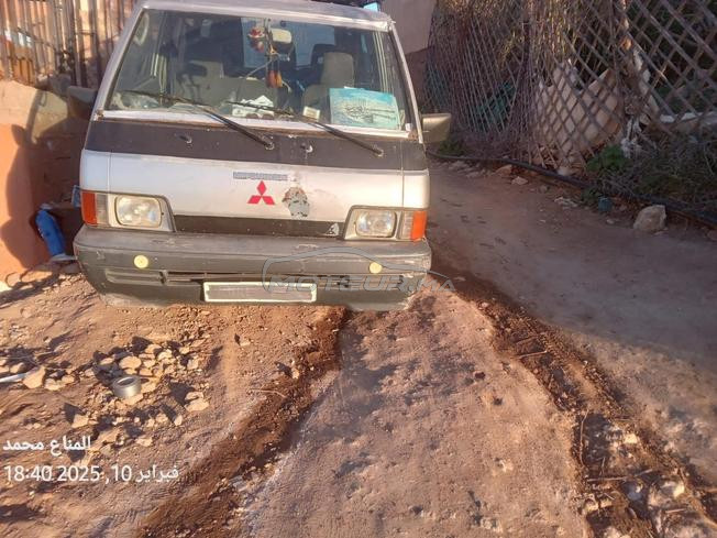 Mitsubishi L300