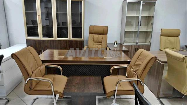  خصم كبير على تشكيلات متنوعة من المكاتب المستوردة