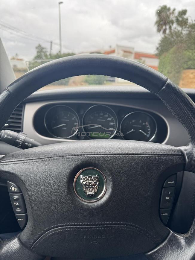 Jaguar XJR