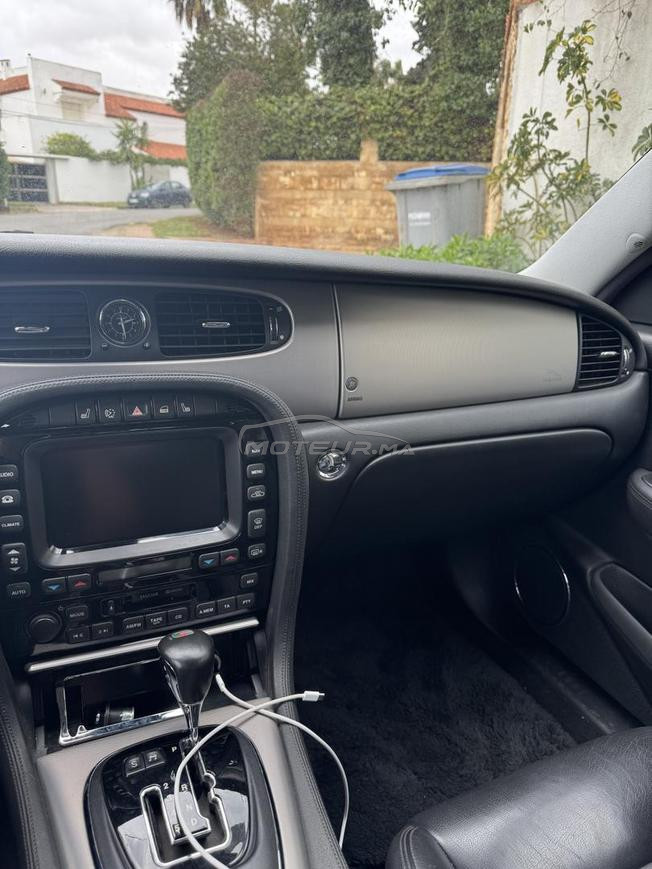 Jaguar XJR