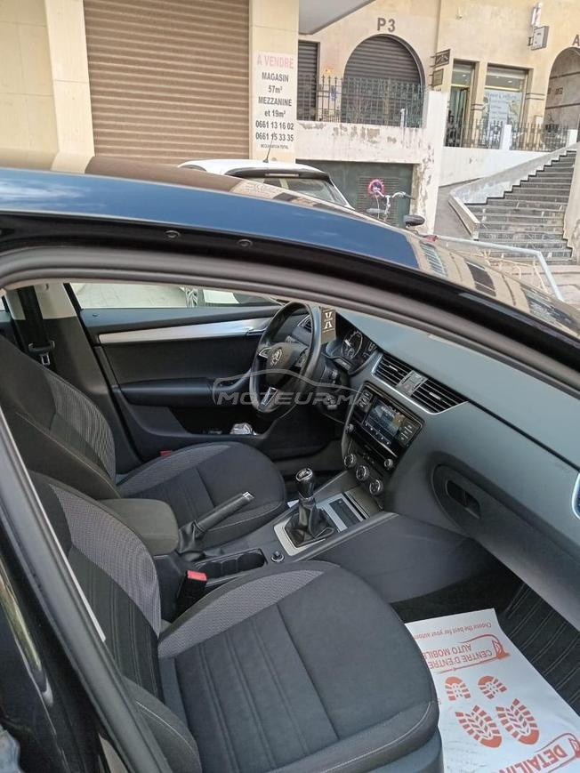 Skoda Modèle 2021  8 CV  100 000 KLM 