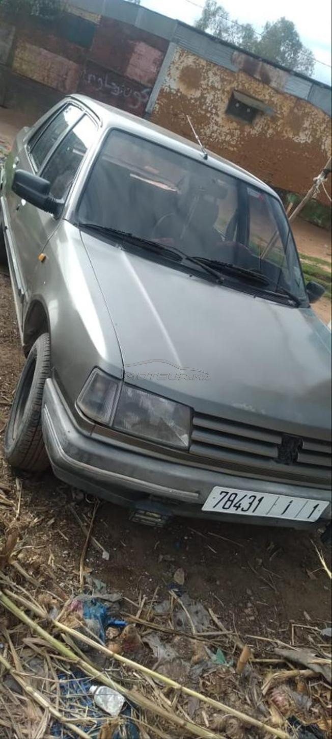 Peugeot 309