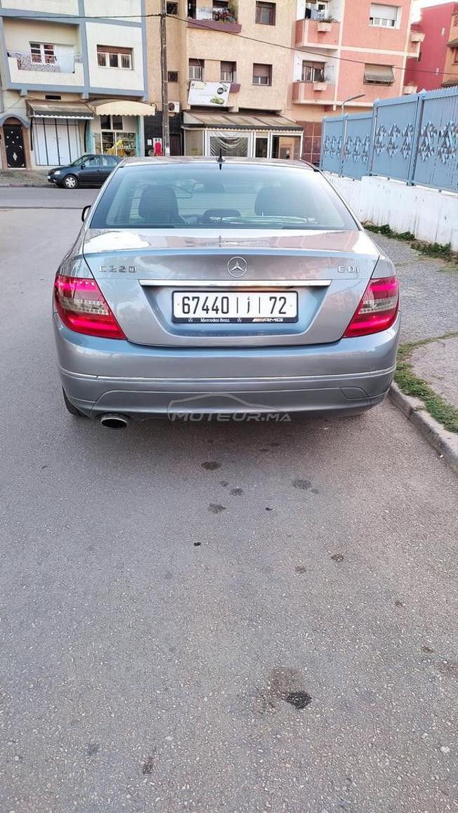 Mercedes-Benz 220 Diesel Automatique 2008 à Salé