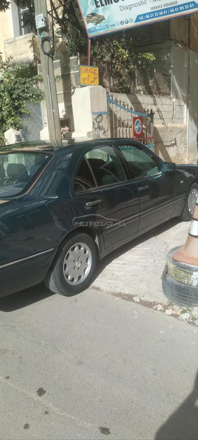 Mercedes-Benz 210 Diesel Manuelle 1996 à Meknès