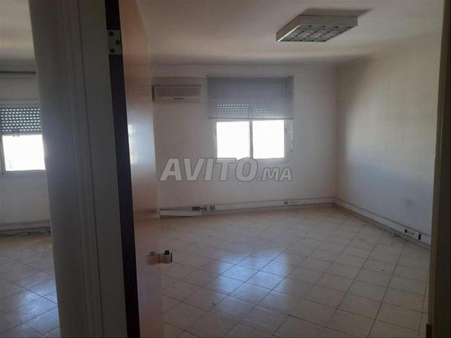 طابق واحد كبير مفتوح 1p 100m2 للإيجار في شارع زركتوني