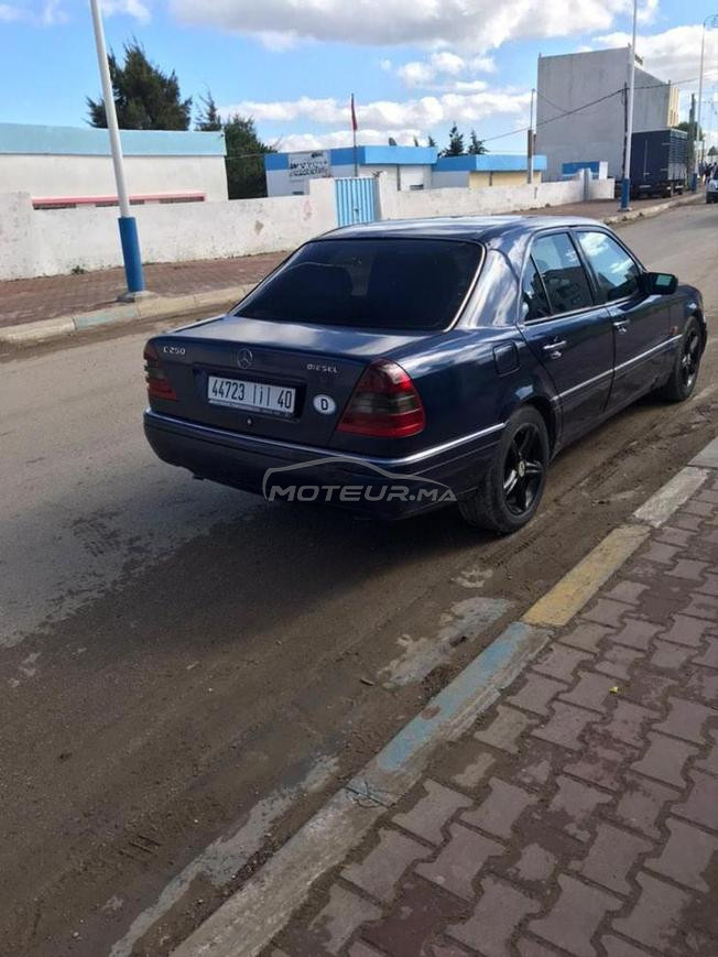 MERCEDES-BENZ C250