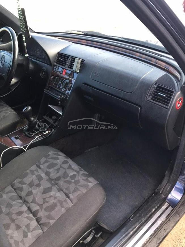 MERCEDES-BENZ C250