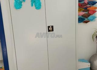 Armoire porte battante/coulissantes/rideaux