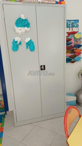 Armoire porte battante/coulissantes/rideaux