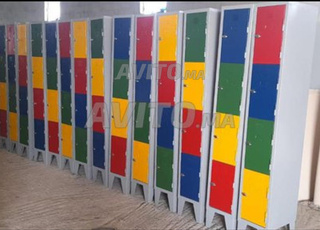 Vestiaire en métal / une variété de couleurs