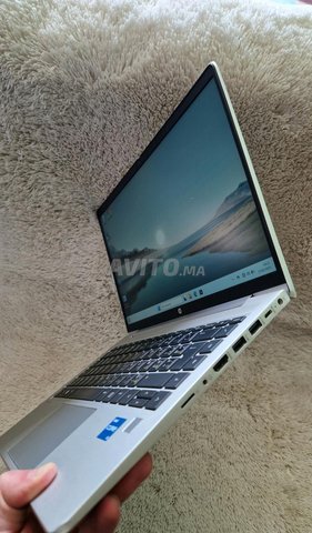 Pc hp probook 440 g8 i5 11 eme 256 nvme/8 ram