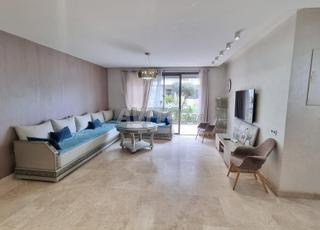 استوديو كبير بحديقة في الطابق الأرضي 114 مترًا مربعًا في كاليفورنيا