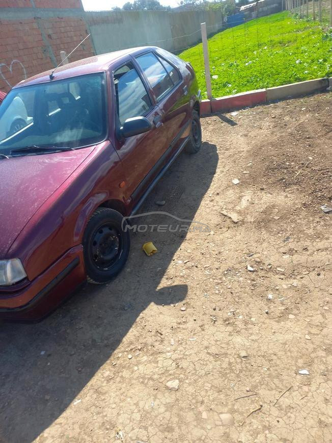 سيارة renault 19 essance