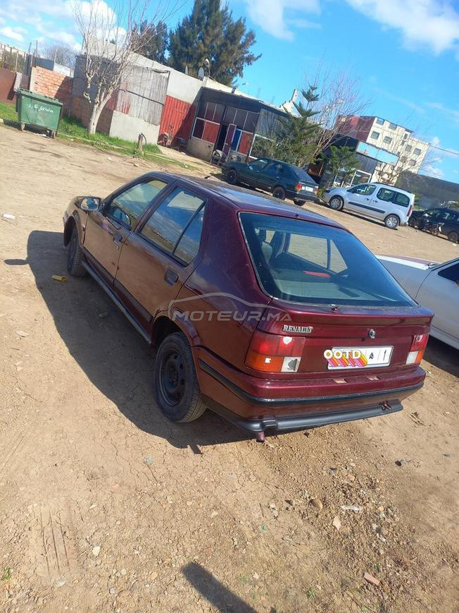 سيارة renault 19 essance