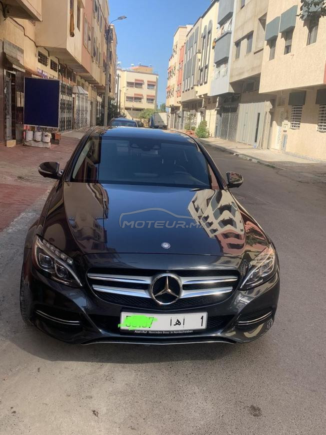 Mercedes-Benz 220 Diesel Automatique 2014 à Rabat