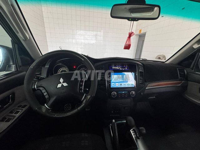 mitsubishi pajero sport
